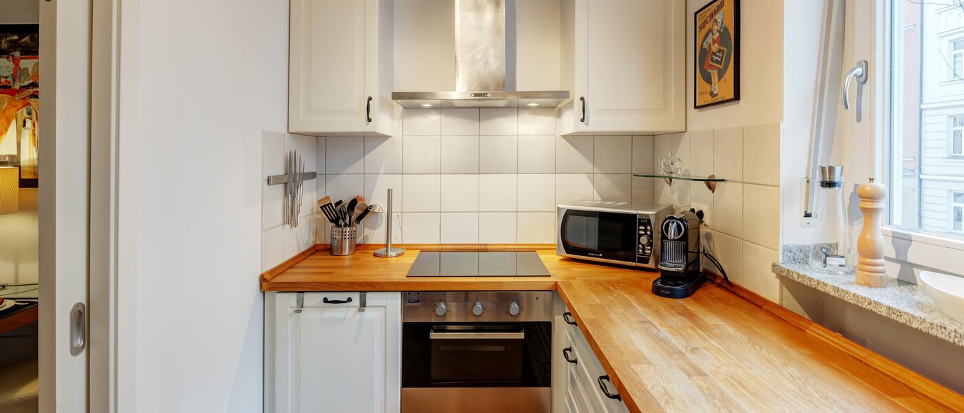 apartment München Haidhausen 01 kitchen 10593