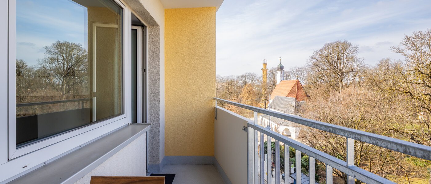 apartment München Haidhausen 01 balcony 10594