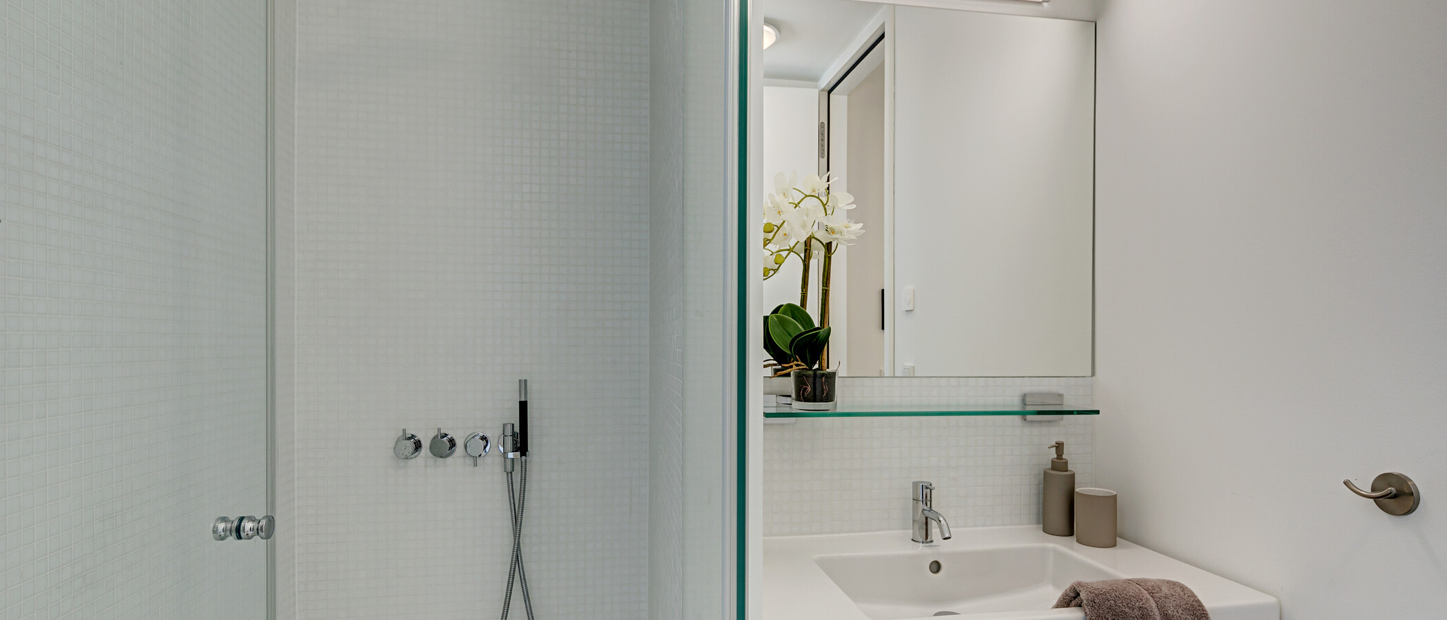 apartment München Nymphenburg 02 bathroom 10602