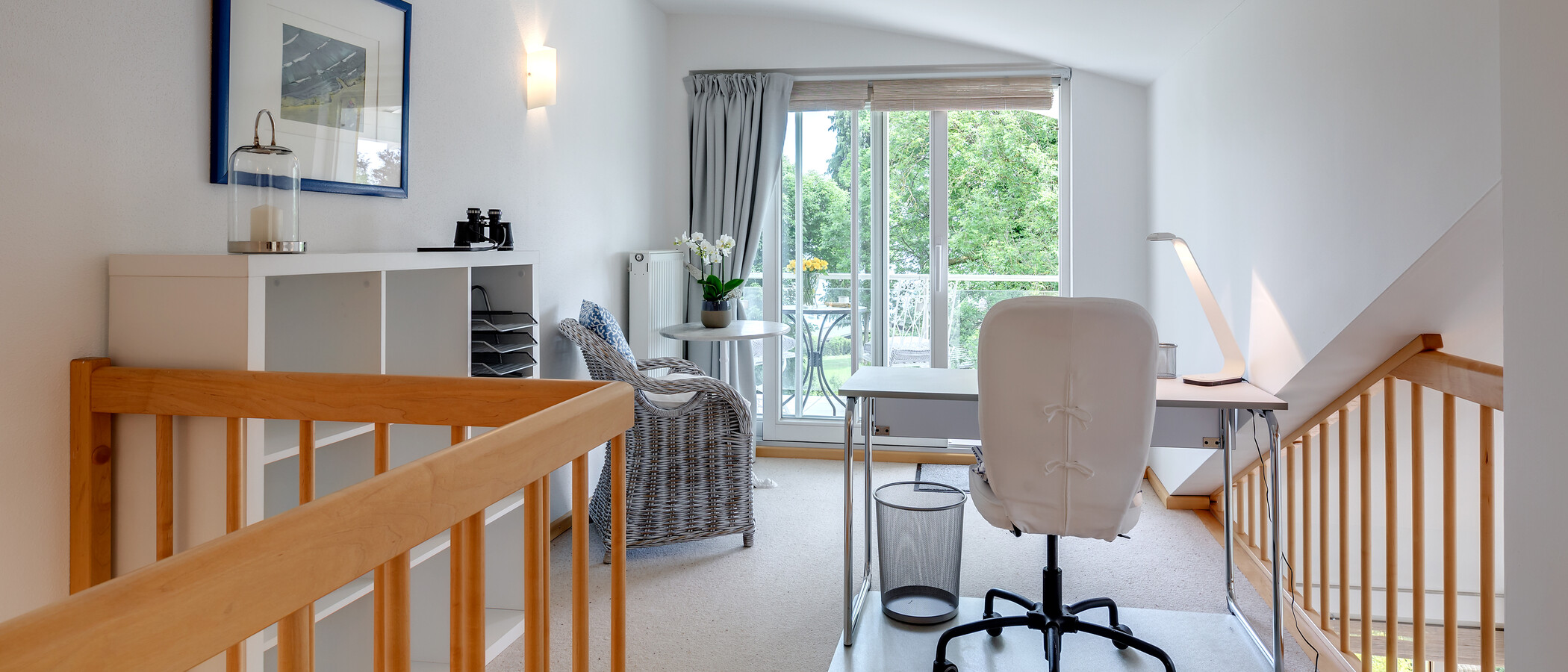 maisonette-gallery apartment Tutzing 01 office area 10604