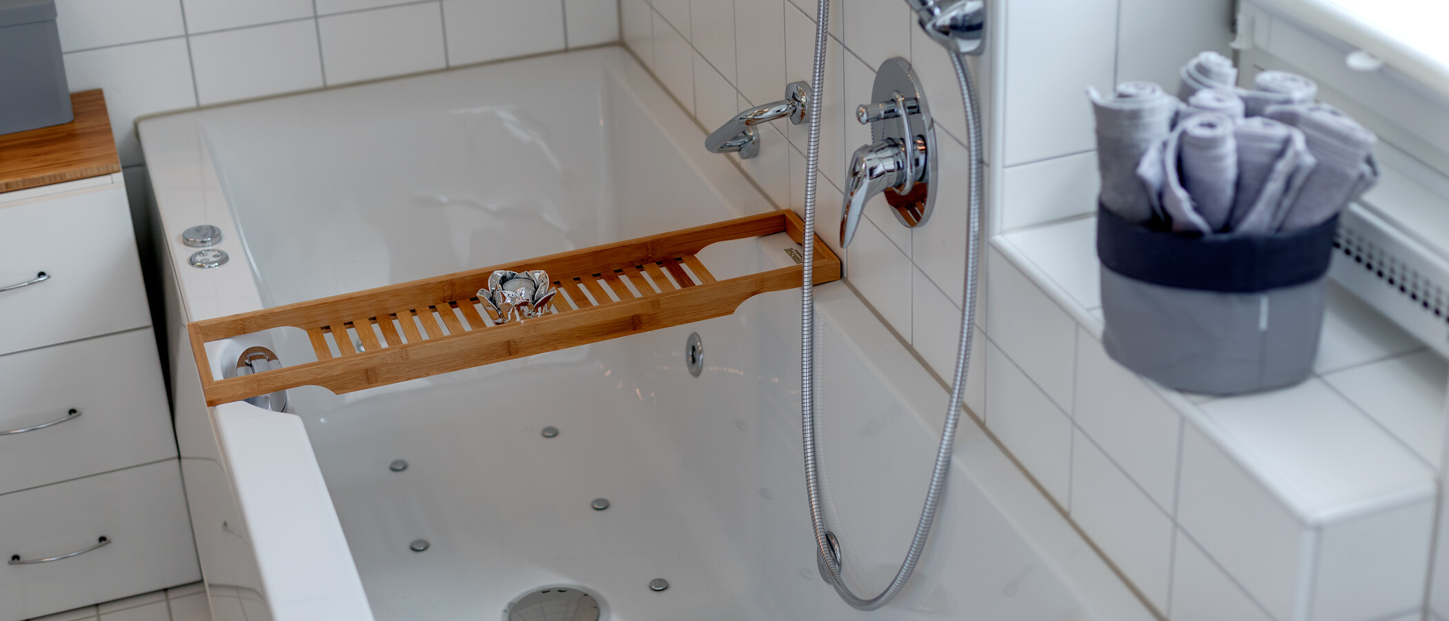 maisonette-gallery apartment Tutzing 03 bathroom 10604