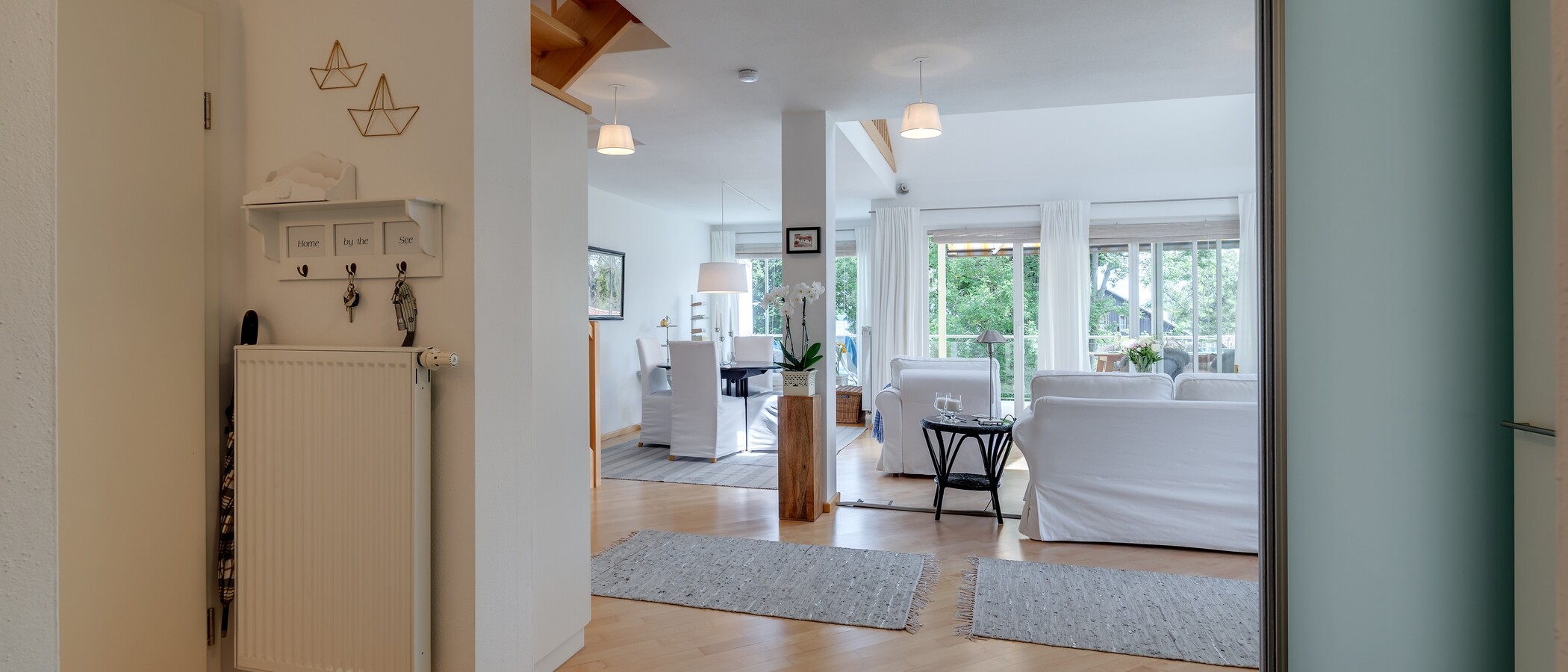 maisonette-gallery apartment Tutzing 01 hall 10604