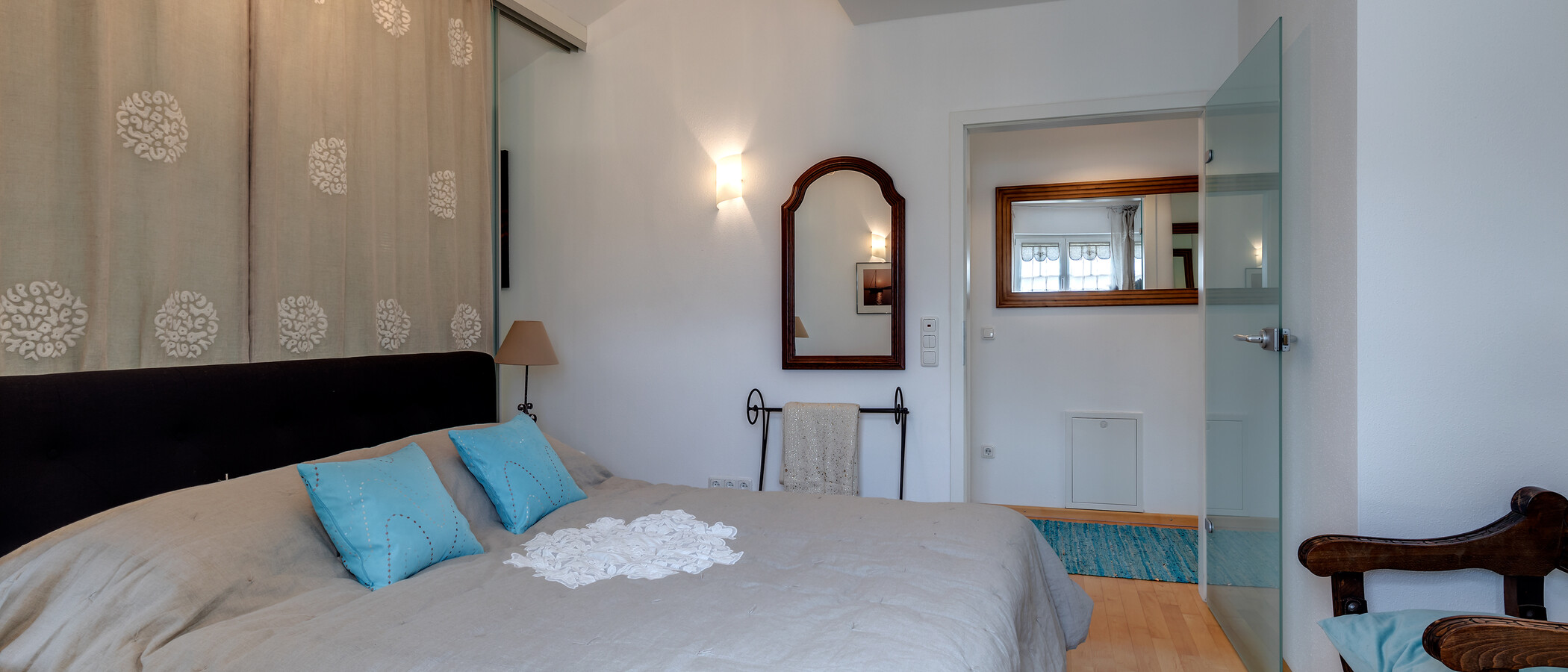 maisonette-gallery apartment Tutzing 04 2. sleeping area 10604