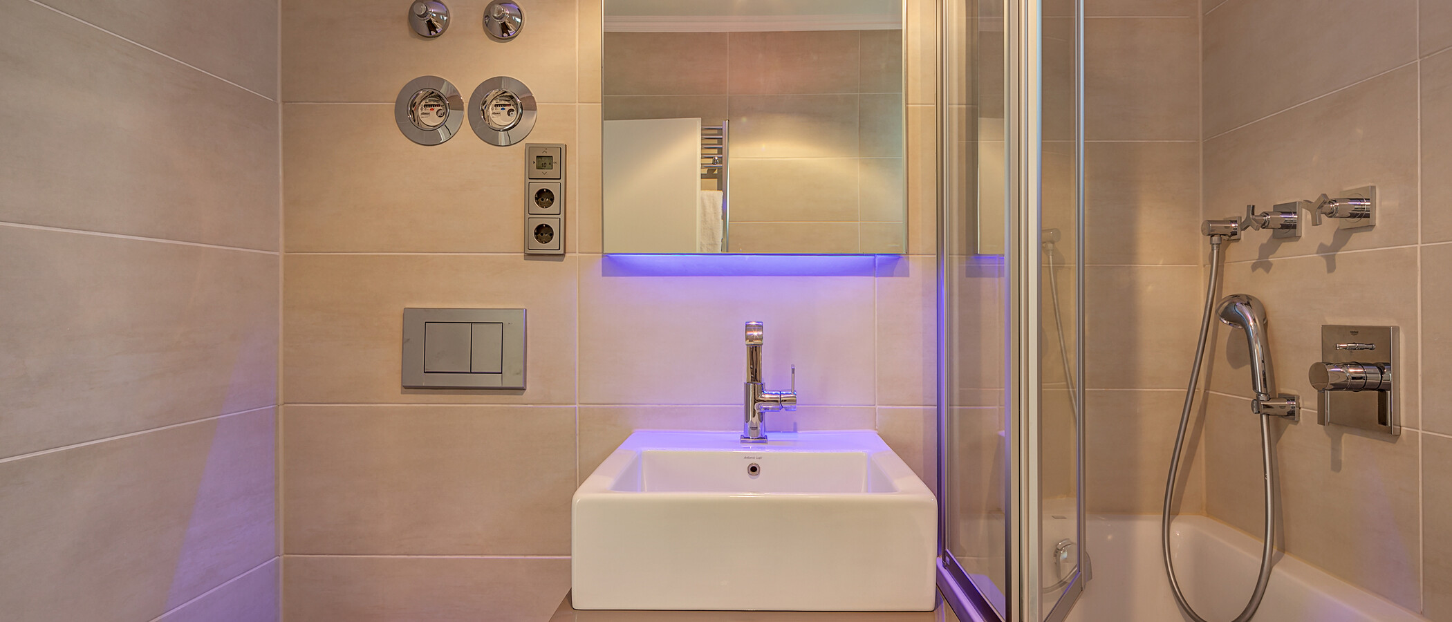 apartment München Lehel 02 bathroom 10606