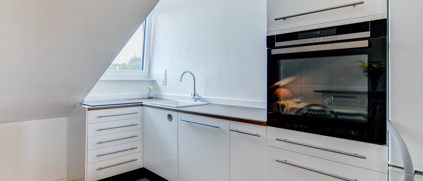 apartment München Am Hart 02 kitchen 10610