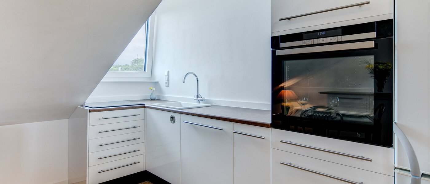 apartment München Am Hart 02 kitchen 10610