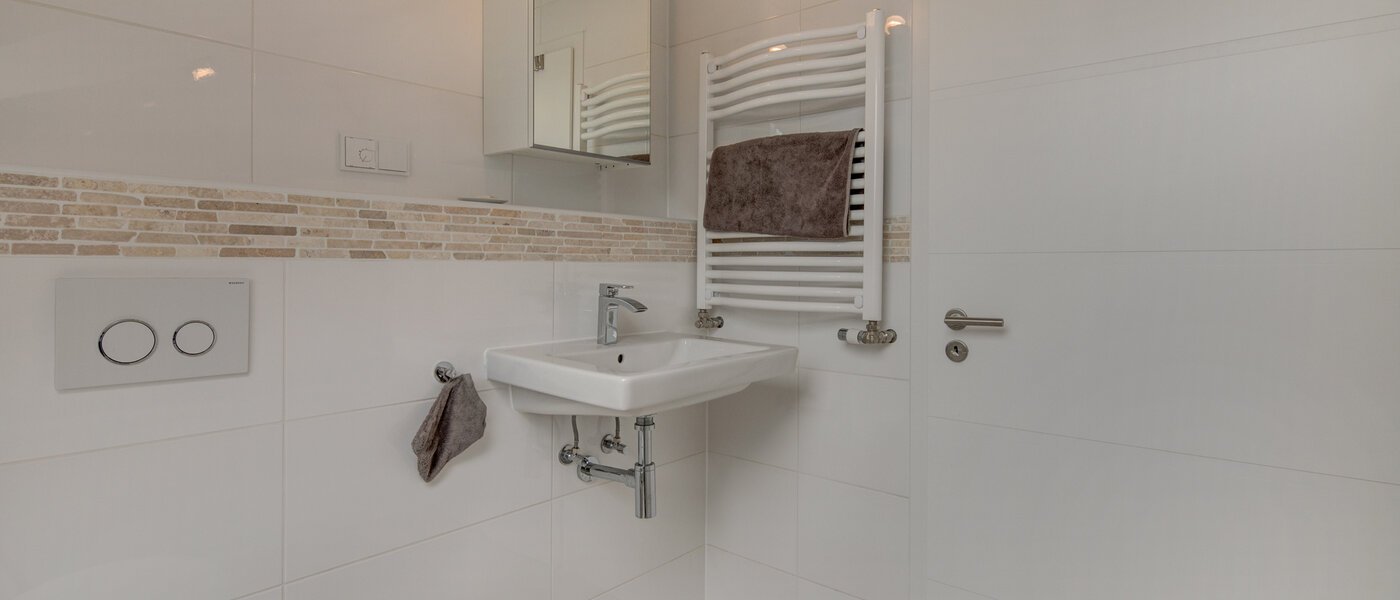 apartment München Am Hart 04 bathroom 10610