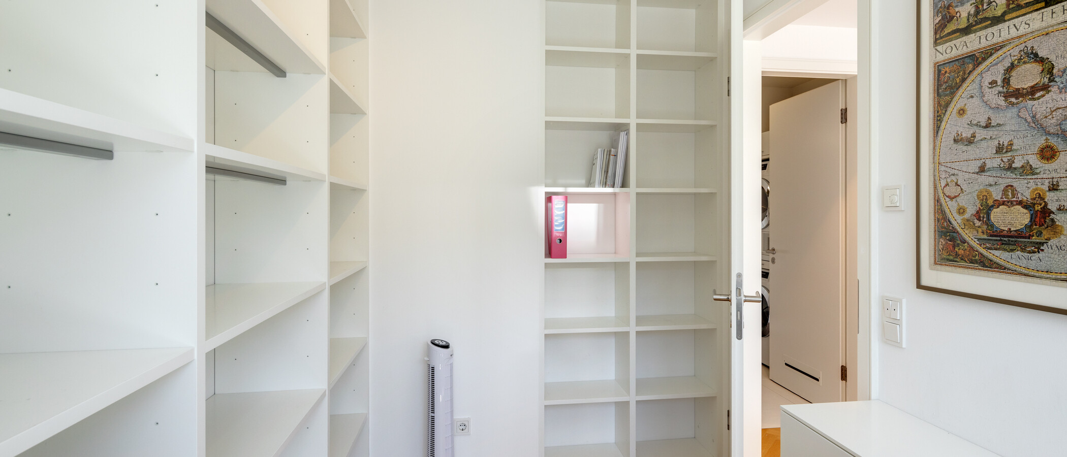 apartment München Nymphenburg 03 office 10628