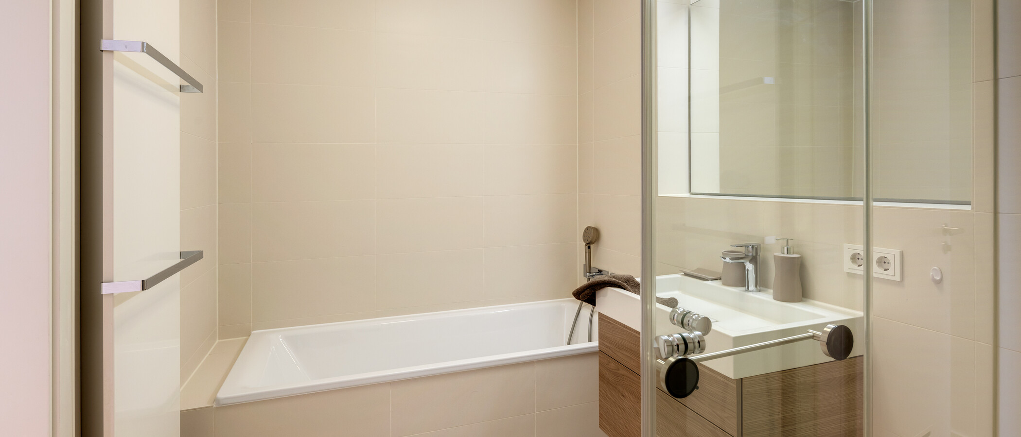 apartment München Nymphenburg 02 1. bathroom 10628