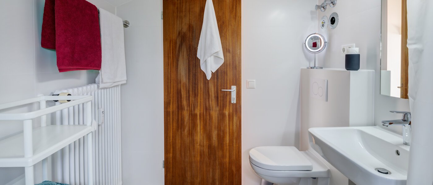 attic apartment München Trudering 03 bathroom 10634