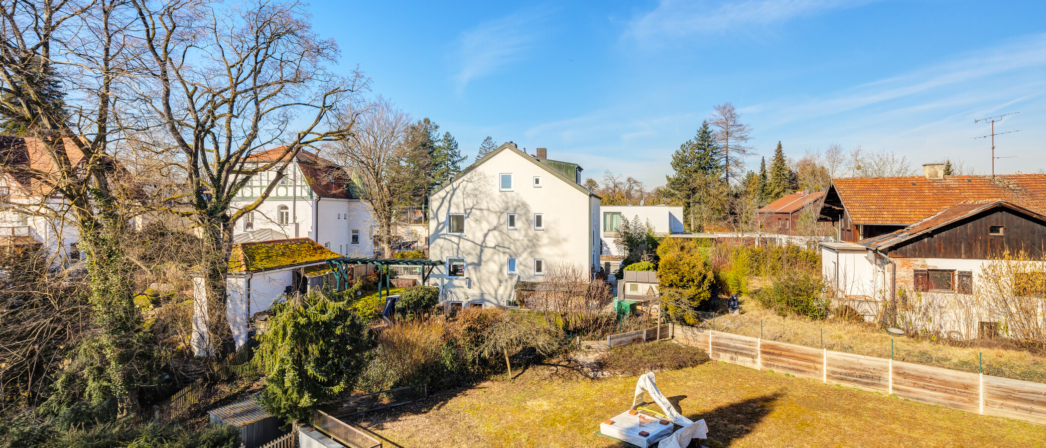 attic apartment Gräfelfing 01 view 10636