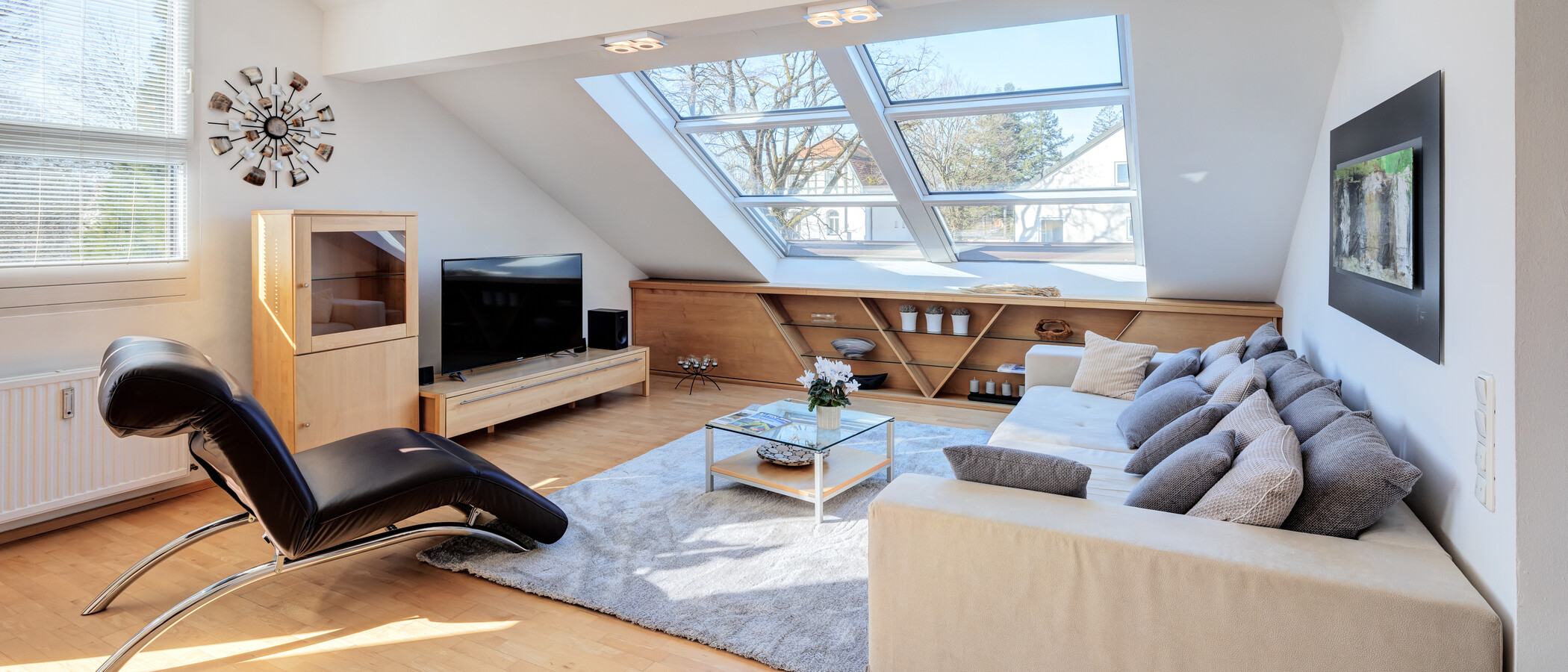attic apartment Gräfelfing 01 living area 10636