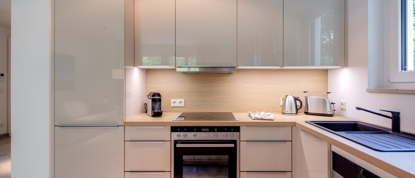 apartment München Bogenhausen 03 kitchen 10643