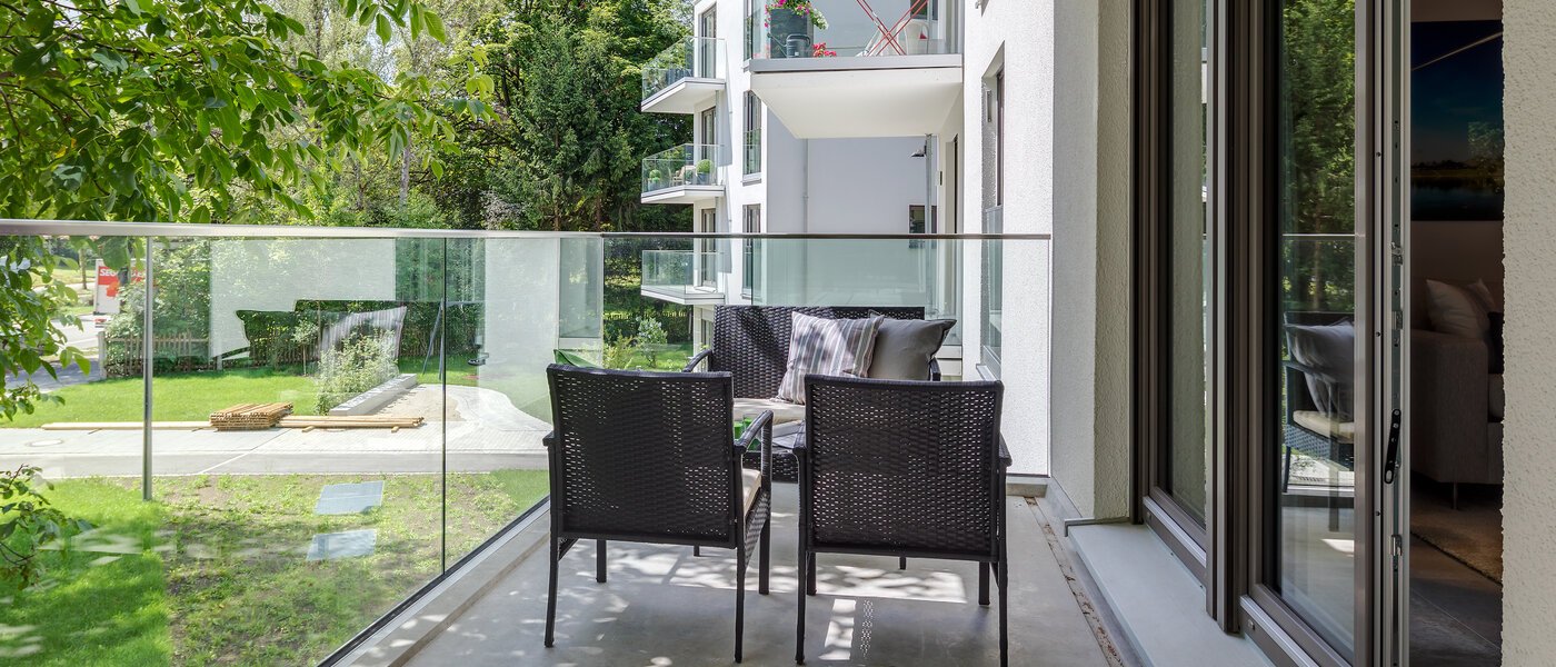 apartment München Bogenhausen 02 balcony 10643