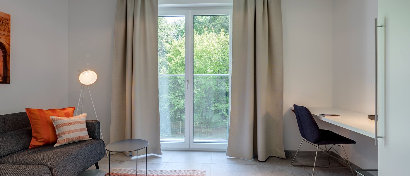 apartment München Bogenhausen 01 guest room 10643