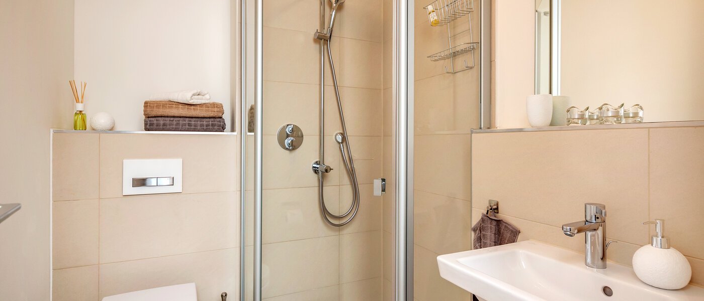 house München Schwabing 02 2. bathroom 10644