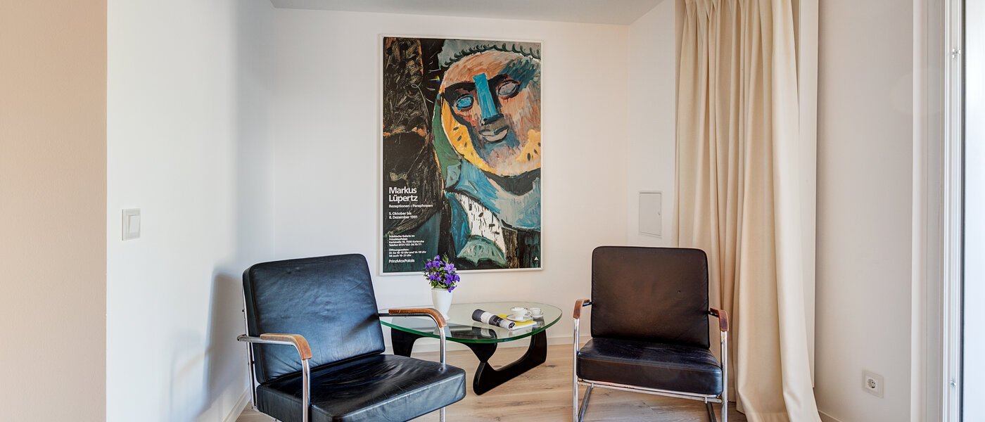 apartment München Schwabing-West 02 living room 10645