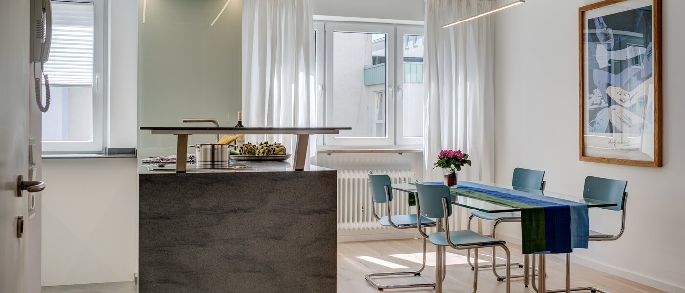 apartment München Schwabing-West 01 kitchen 10645