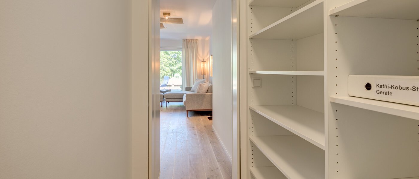 apartment München Schwabing-West 01 storage room 10645