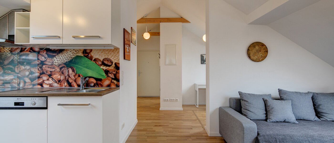 attic apartment Eching 05 living room 10655