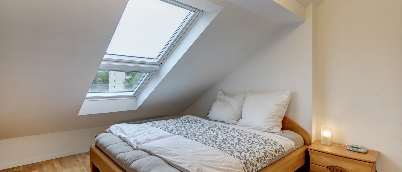 attic apartment Eching 01 sleeping area 10655