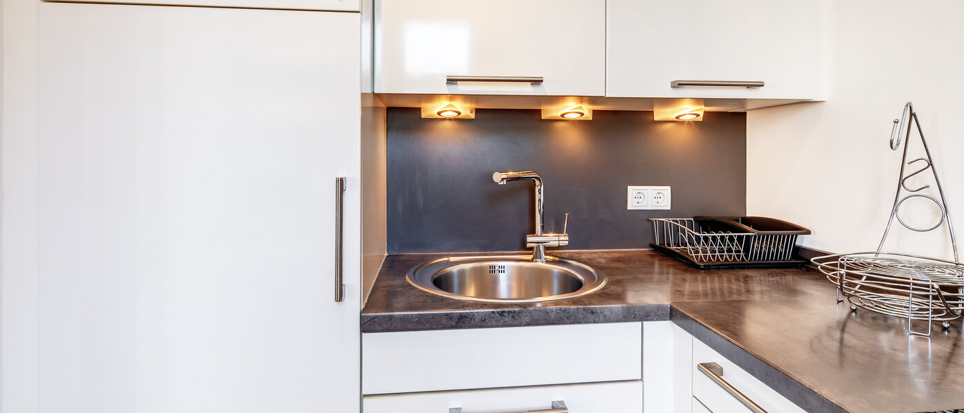 apartment München Oberföhring 02 kitchen 10660