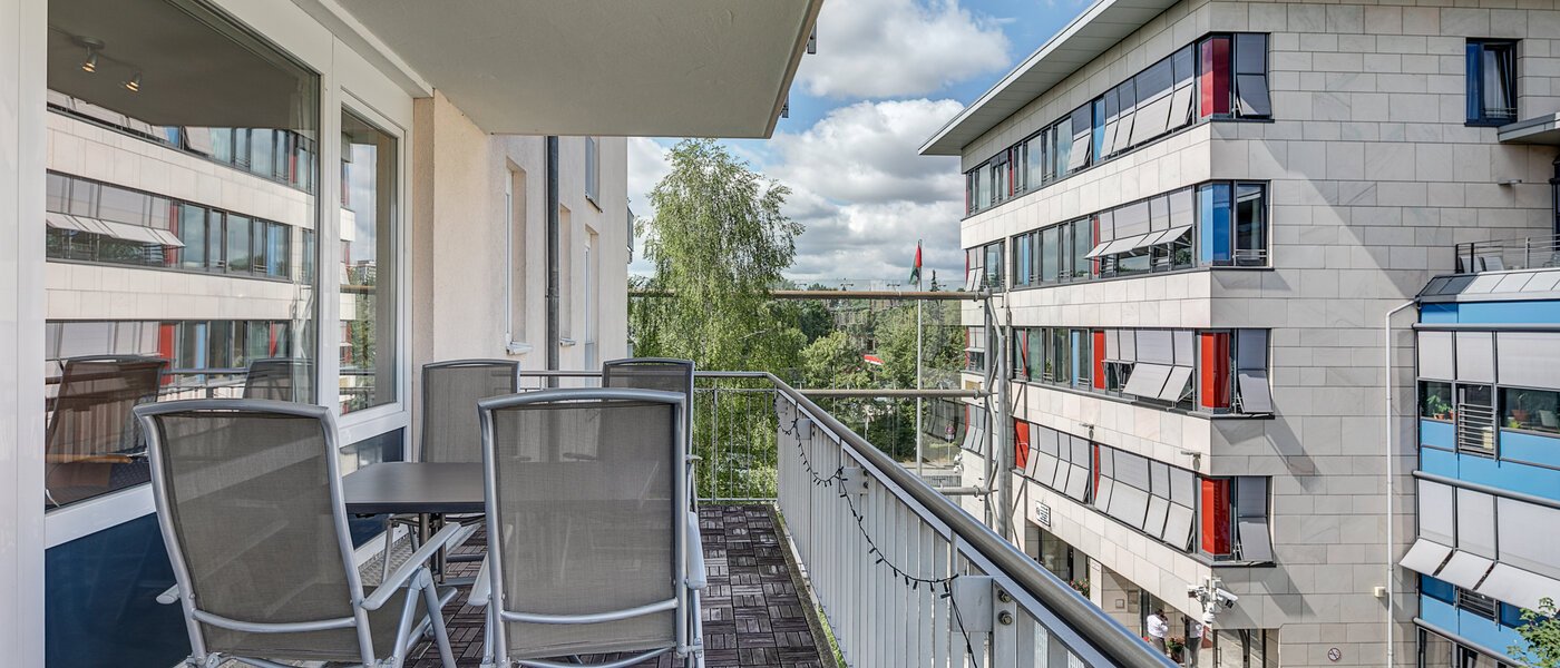 apartment München Oberföhring 01 balcony 10660
