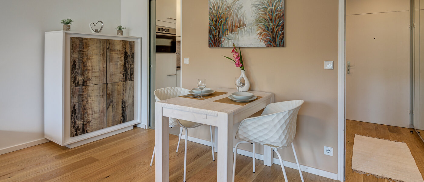 apartment München Obermenzing 05 living room 10663