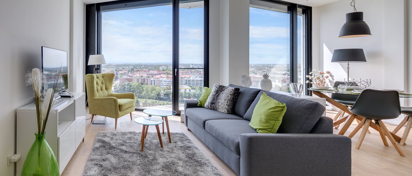 apartment München Nymphenburg 02 living room 10684