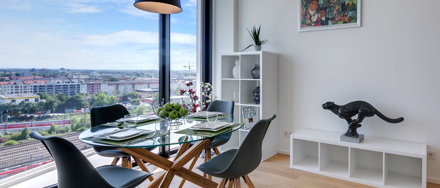 apartment München Nymphenburg 05 living room 10688