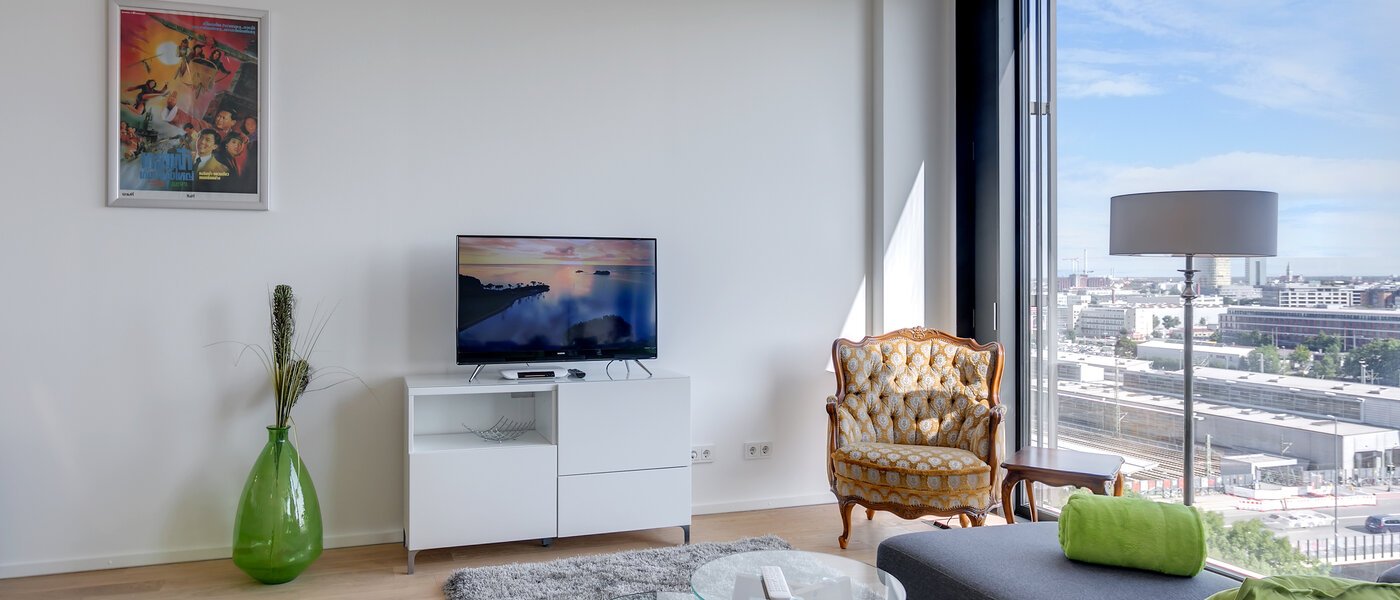 apartment München Nymphenburg 03 living room 10689