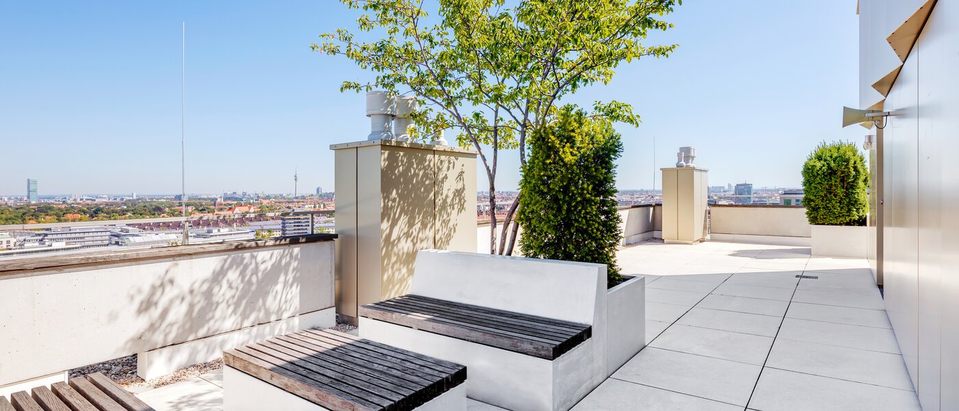 apartment München Nymphenburg 01 communal terrace 10689