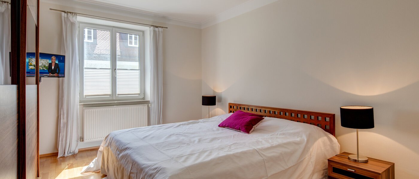 apartment München Lehel 01 sleeping area 10694