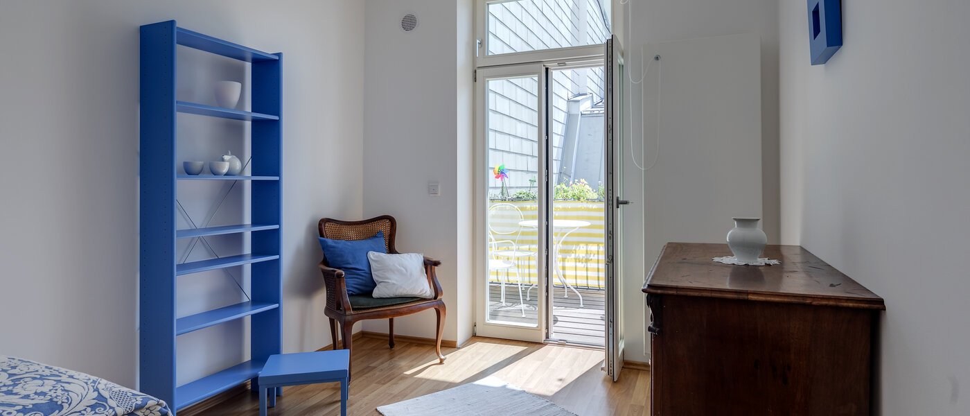 apartment München Gärtnerplatzviertel 02 2. sleeping area 10715