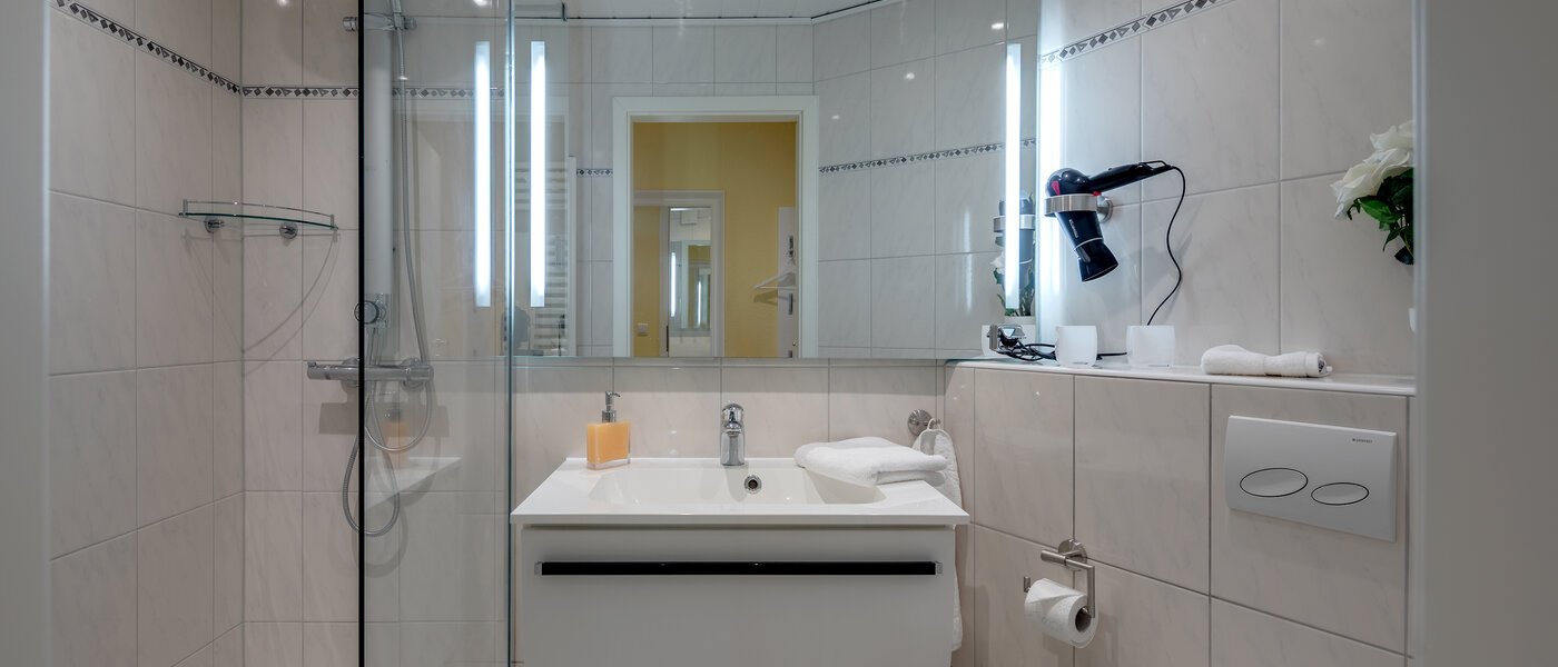 studio Unterschleißheim 01 bathroom 10721