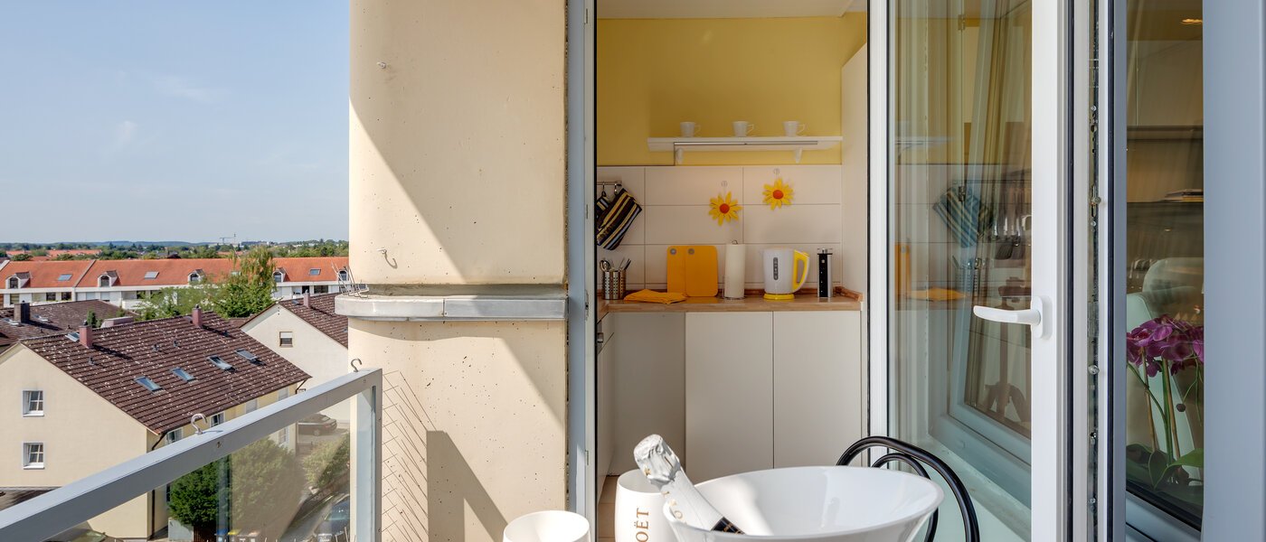 studio Unterschleißheim 02 balcony 10721