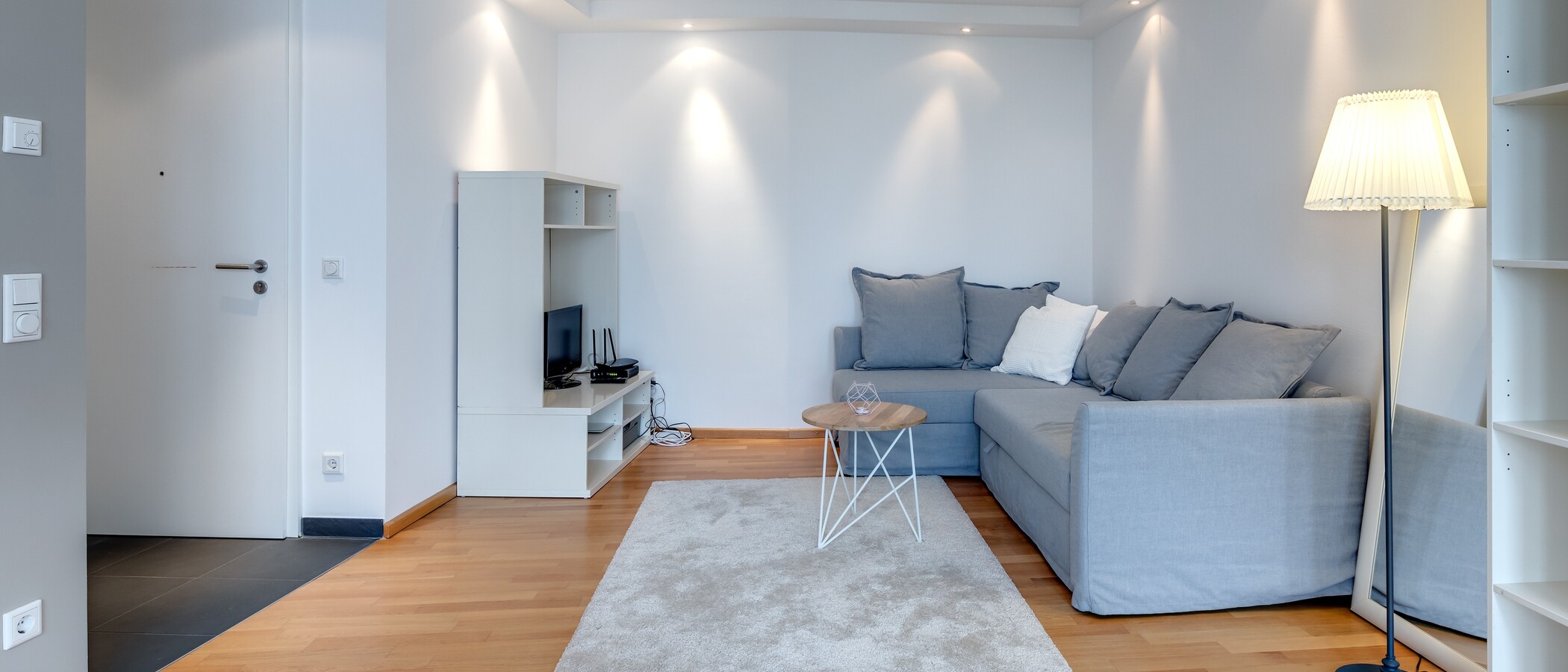 apartment München Maxvorstadt 04 living room 10752