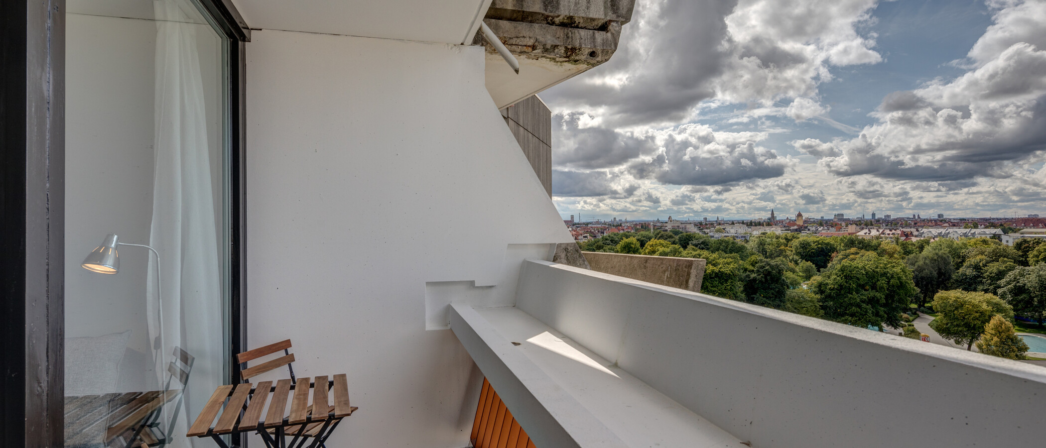 studio München Schwabing-Nord (zw. Leopoldstraße & Englischen Garten) 02 balcony 10753