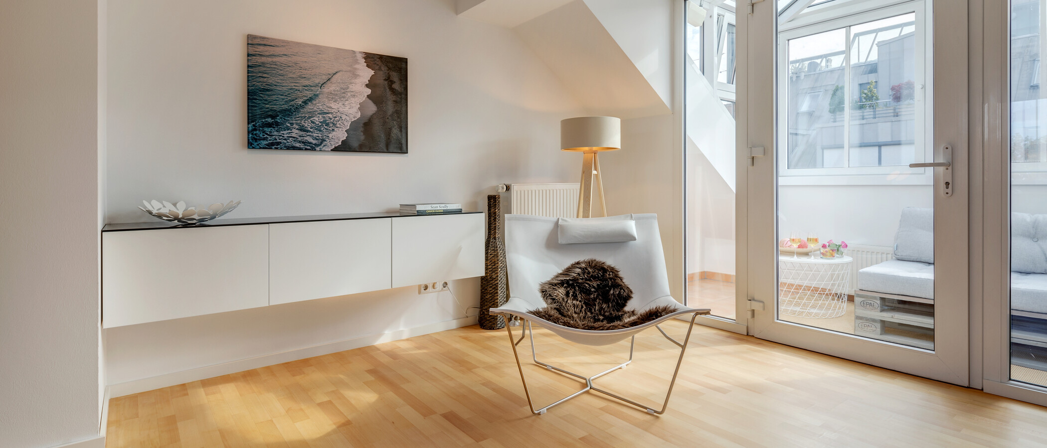 attic apartment München Schwabing-Nord (zw. Belgrad- & Leopoldstraße) 04 living room 10759