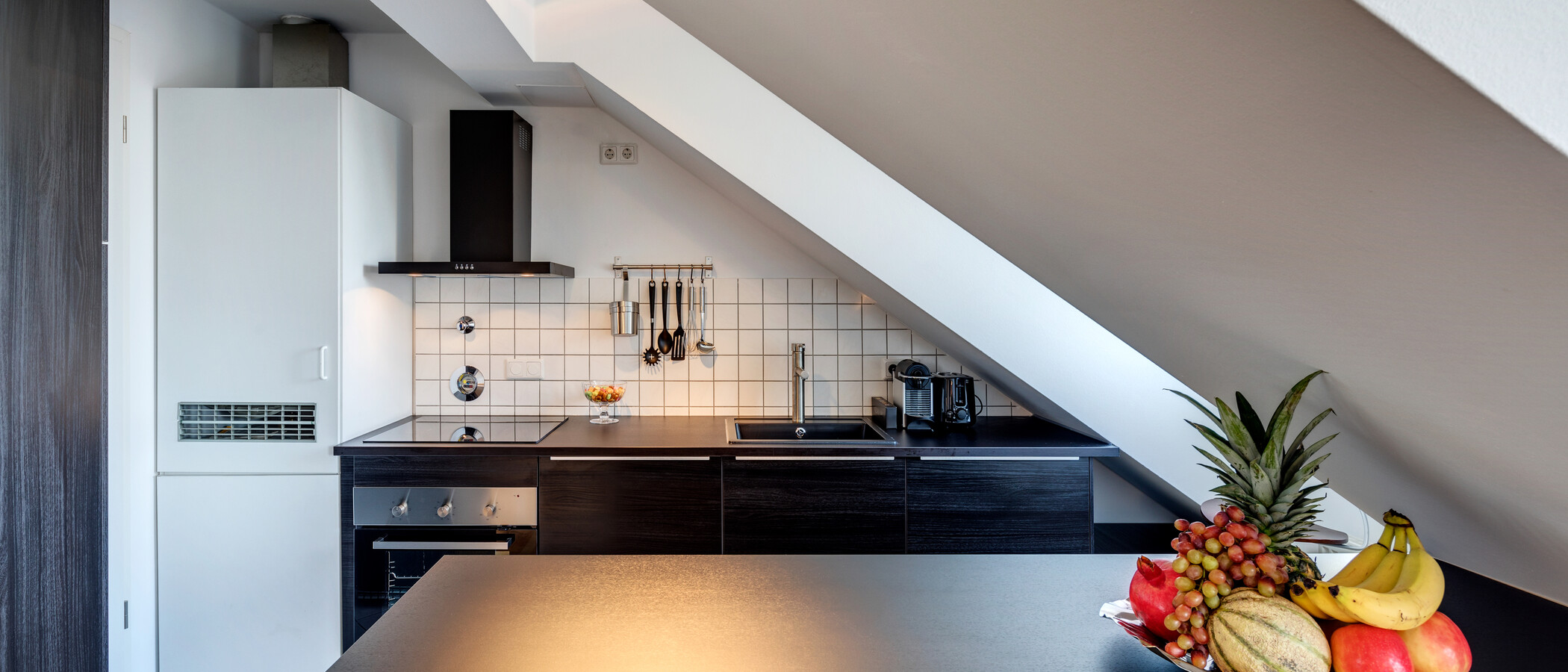 attic apartment München Schwabing-Nord (zw. Belgrad- & Leopoldstraße) 01 kitchen 10759