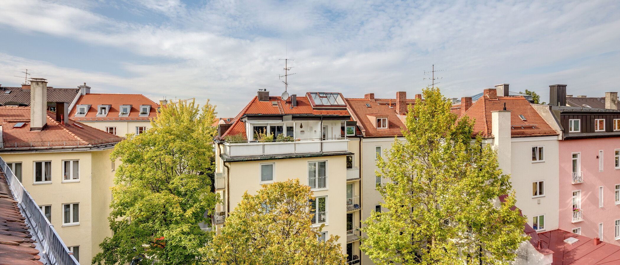 attic apartment München Schwabing-Nord (zw. Belgrad- & Leopoldstraße) 02 view 10759