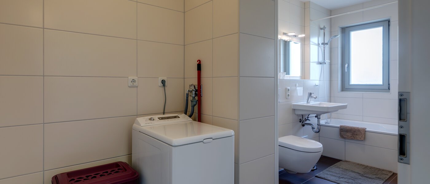 apartment München Messestadt Riem 03 bathroom 10763
