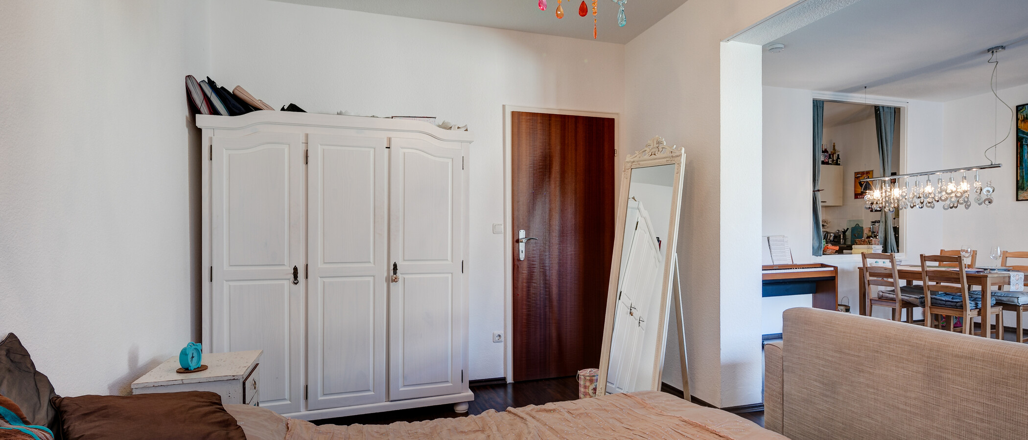 apartment München Schwabing-West (rund um den Hohenzollernplatz) 03 sleeping area 10772