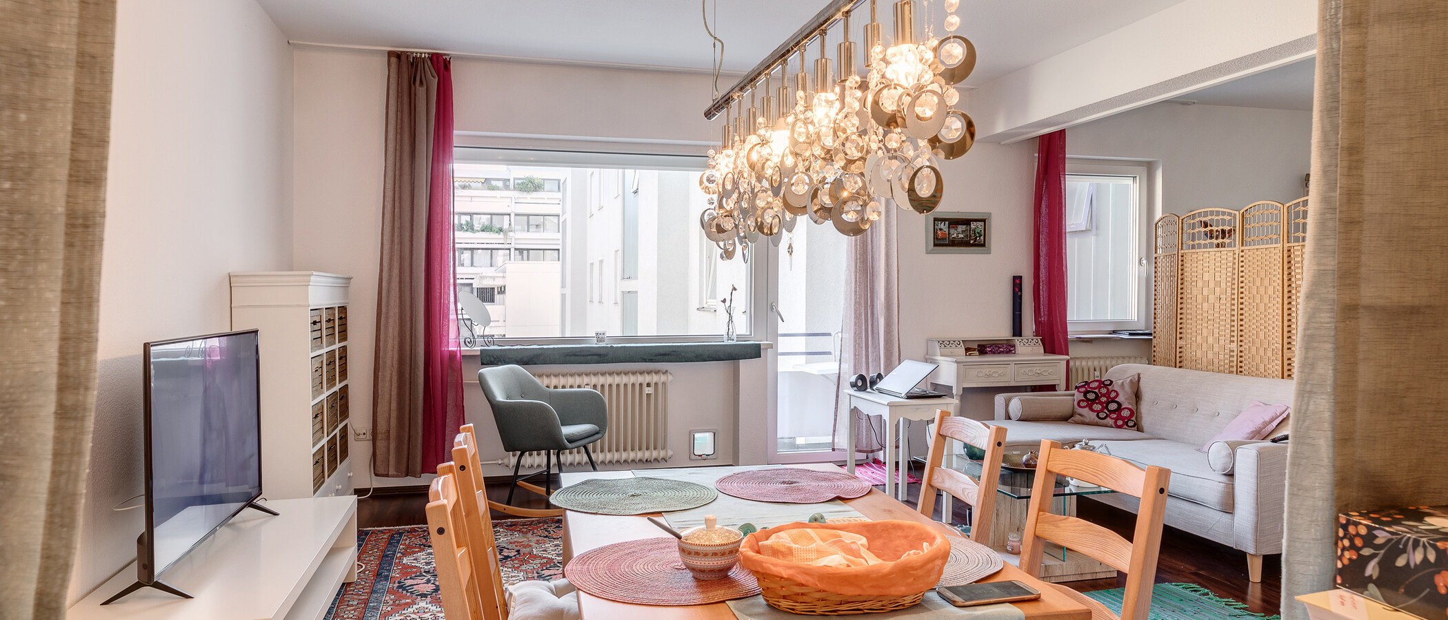 apartment München Schwabing-West (rund um den Hohenzollernplatz) 01 living area 10772