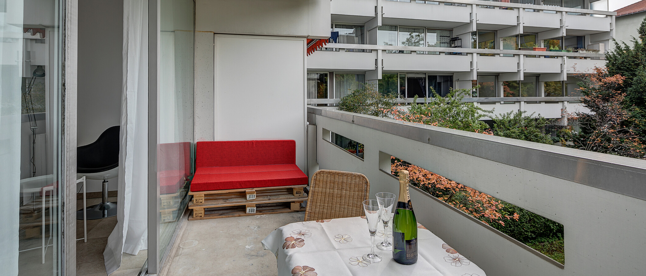 apartment München Neuhausen 02 balcony 10774