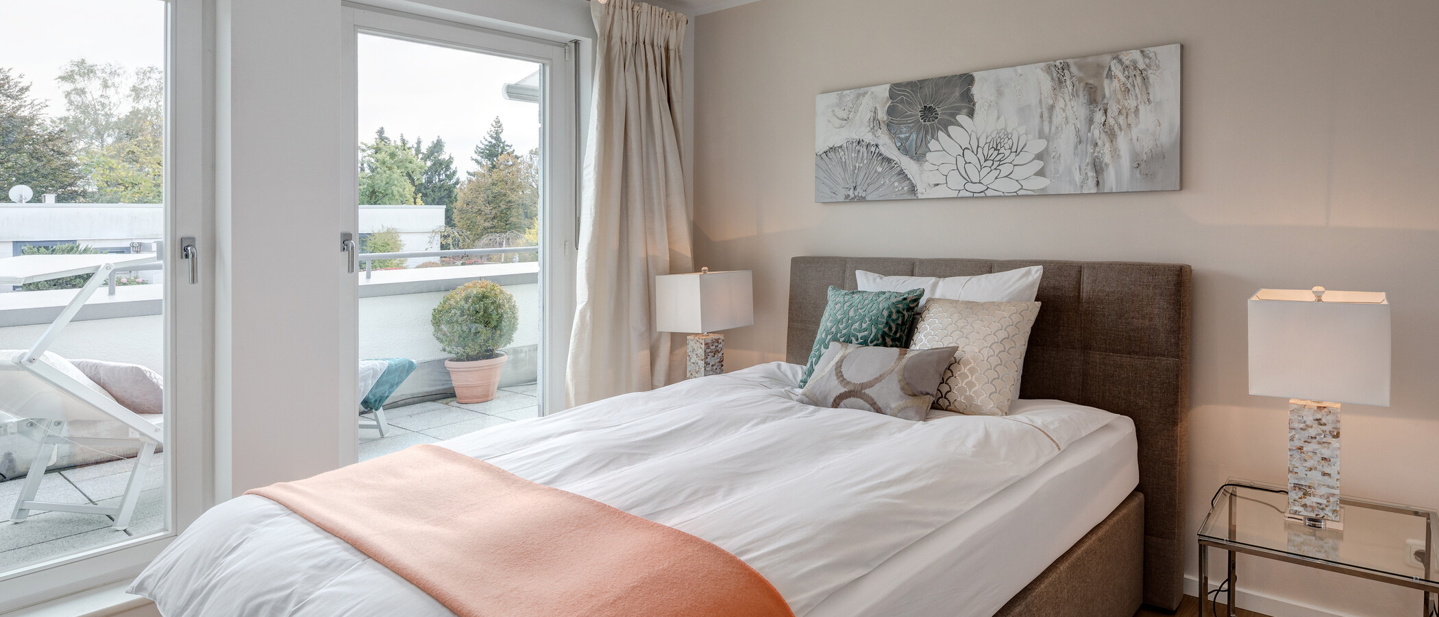 roof terrace apartment München Bogenhausen 01 2. sleeping area 10781