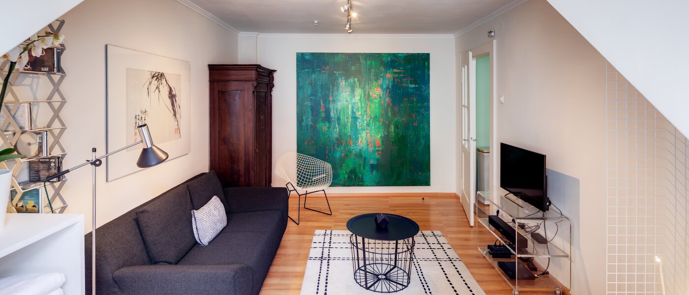 attic apartment München Altstadt 03 living area 10799