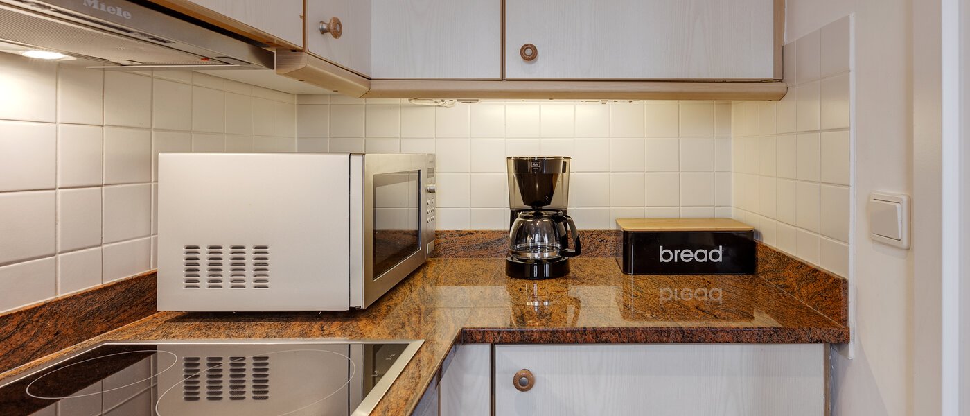 apartment München Denning 02 kitchen 10800