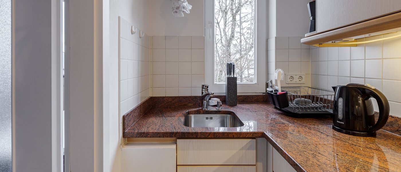 apartment München Denning 03 kitchen 10800