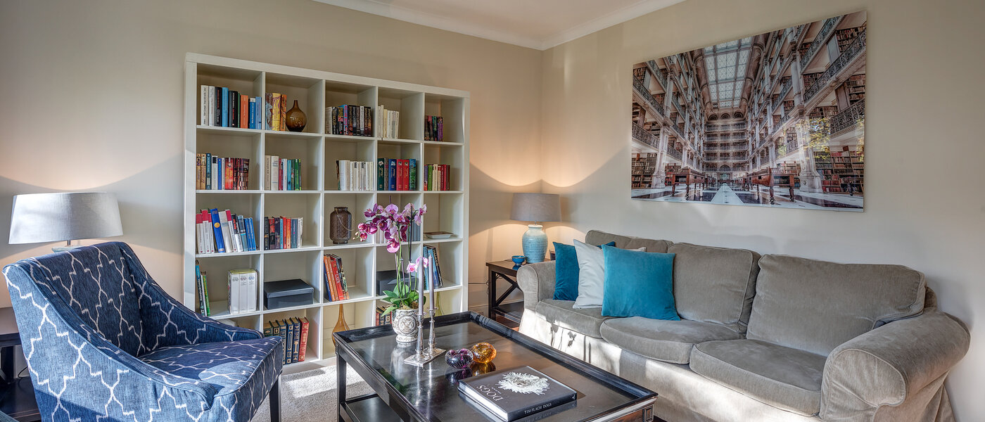 apartment München Herzogpark 02 living room 10801